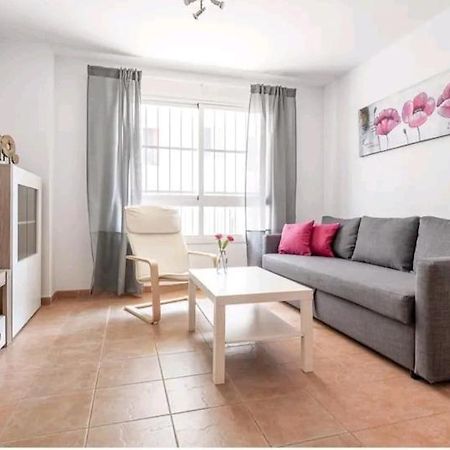 Apartamento Con Patio Y Piscina Cerca De Sevilla La Algaba Bagian luar foto