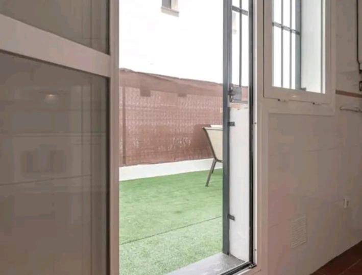 Apartamento Con Patio Y Piscina Cerca De Sevilla La Algaba Bagian luar foto