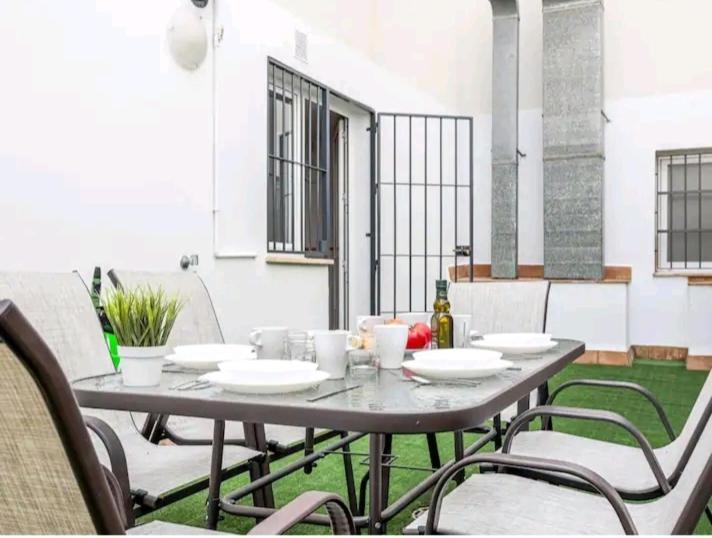 Apartamento Con Patio Y Piscina Cerca De Sevilla La Algaba Bagian luar foto
